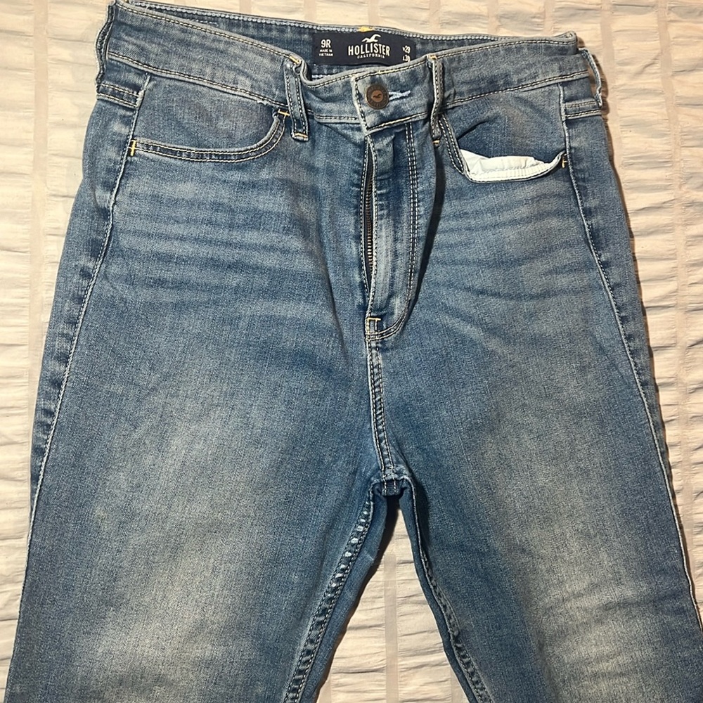 Hollister High Rise Skinny Jeans